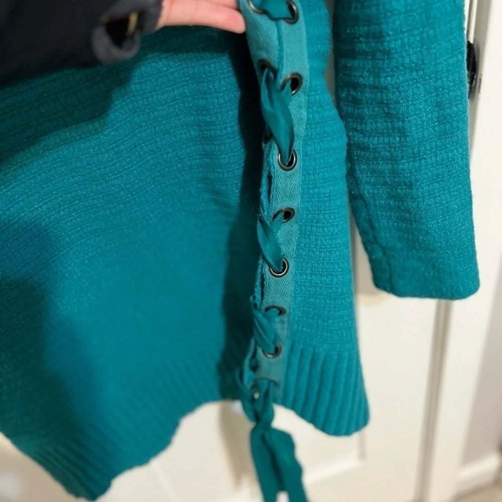 Free People Heart it Laces Sweater Teal Size M